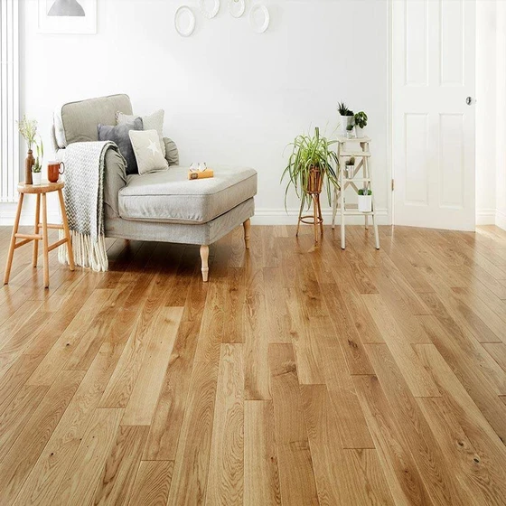 oak-rustic-flooring-2.webp