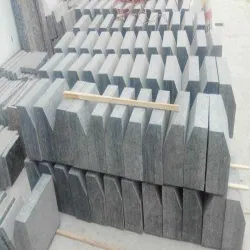 Vaccum Wet Pressed Kerb Stone, Thickness 75 mm