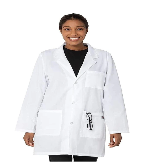lab-coats-for-nurses.webp