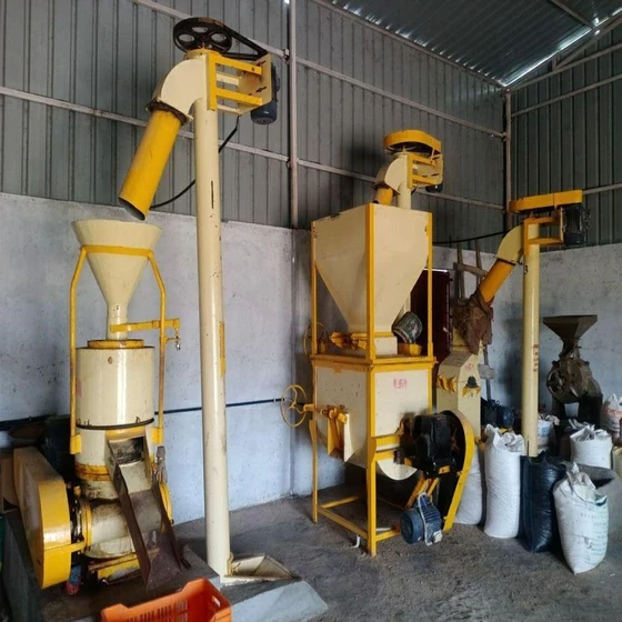 animal-feed-making-machine-1.webp
