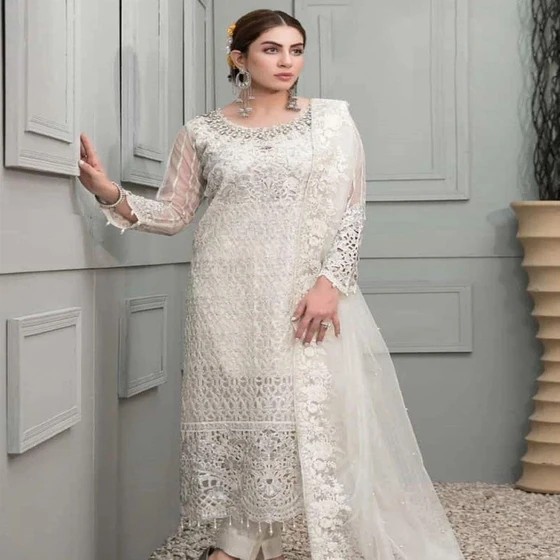 designer-pakistani-suit-2.webp