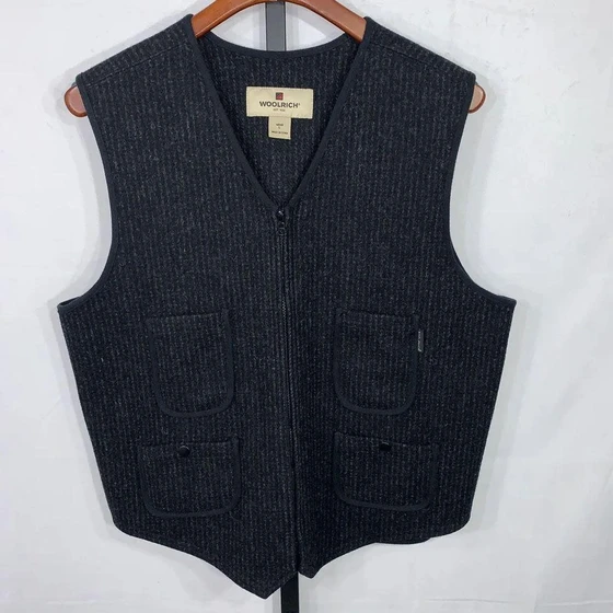 mens-woolen-vest-2.webp