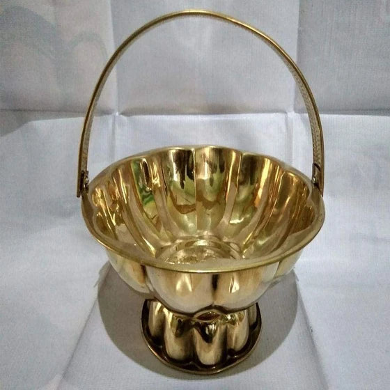 brass-pooja-bowl-2.webp