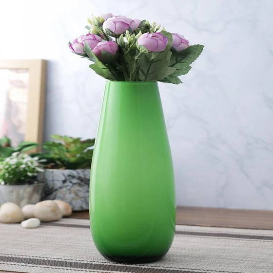 vase-green-flower-1.webp