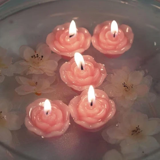 rose-floating-candle-2.webp