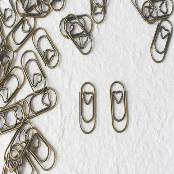 aluminium-paper-clips-2.webp