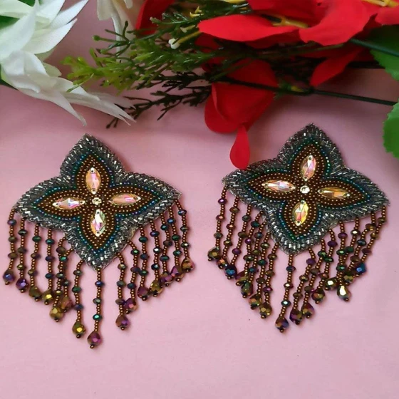 handmade-embroidery-earring-1.webp