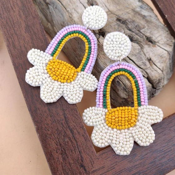 handmade-embroidery-earring-2.webp