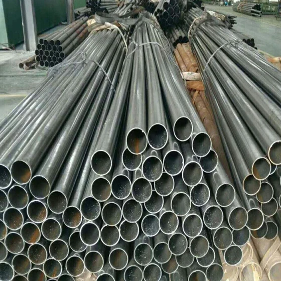 seamless-carbon-steel-pipe-2.webp