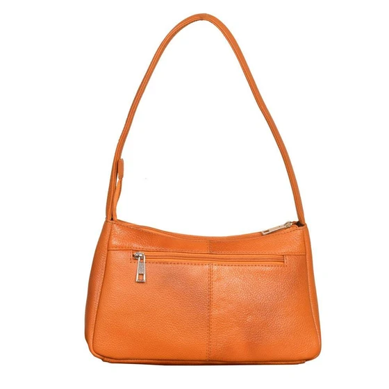 plain-leather-bags-1.webp