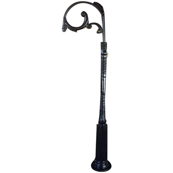 cast-iron-lamp-post-2.webp