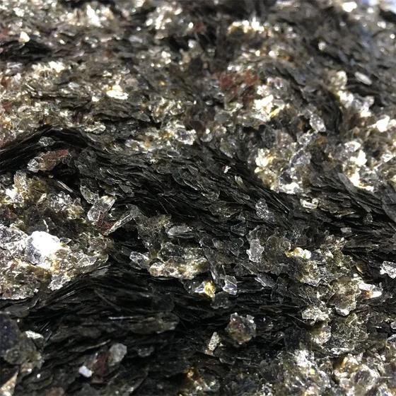 black-mica-flakes-2.webp