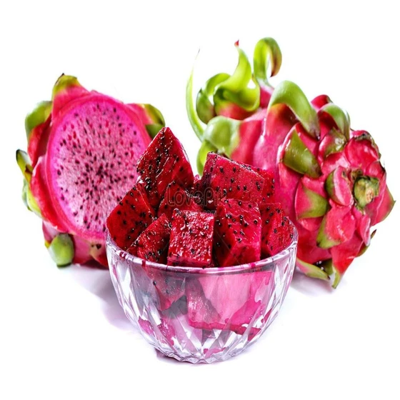 fresh-organic-dragon-fruit-2.webp