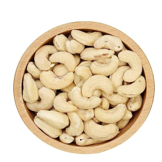 cashews-protein-nuts-2.webp