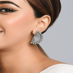 Women Silver Earing