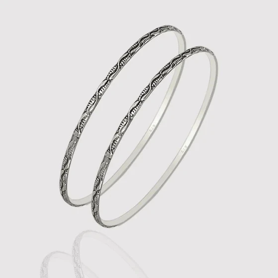 designer-silver-bracelet-1.webp
