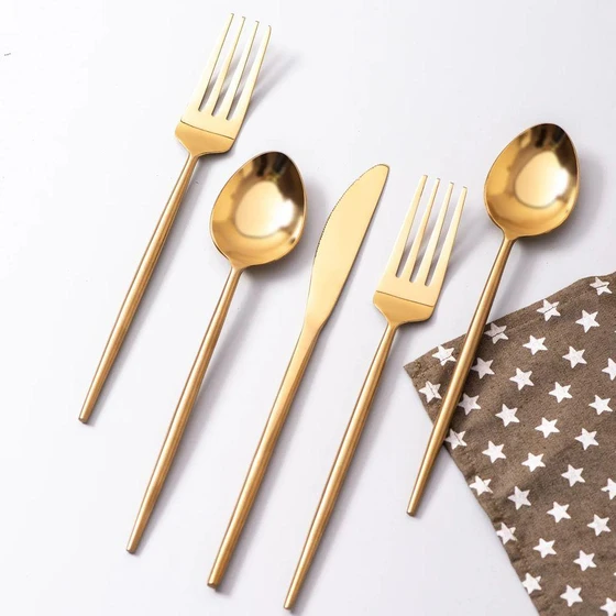 gold-plated-cutlery-2.webp