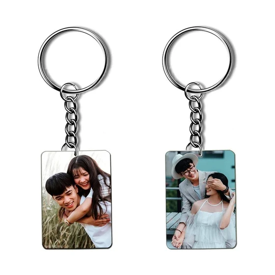 customized-logo-keychain-2.webp