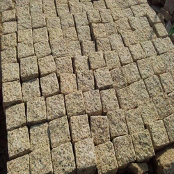 Granite Yellow Cobblestone