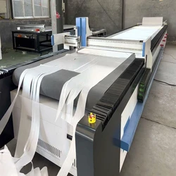 Automatic Fabric Cutting Machine