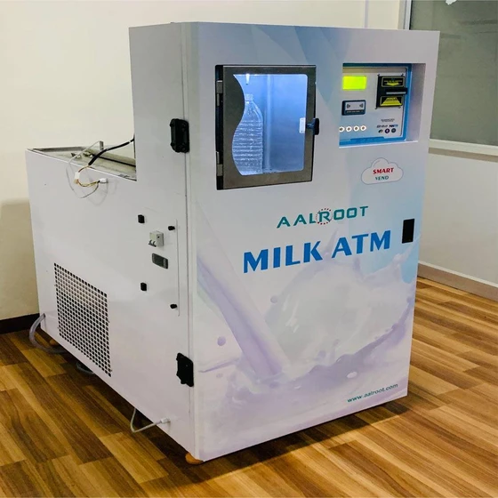 single-milk-vending-machine-2.webp
