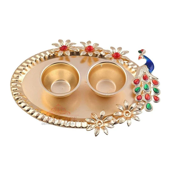 round-metal-tilak-platter-2.webp