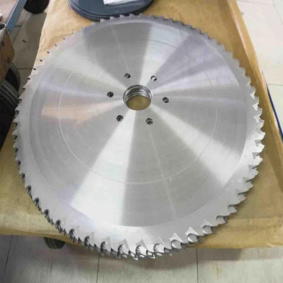 friction-saw-blades-1.webp