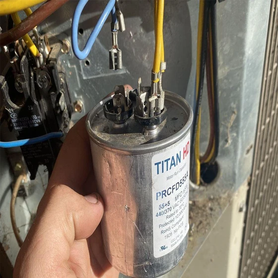 replacing-fan-capacitor-2.webp