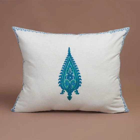 block-print-cushion-cover-1.webp