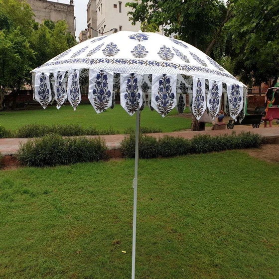 printed-garden-umbrella-1.webp