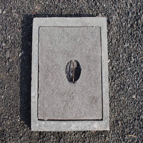 concrete-manhole-covers-2.webp