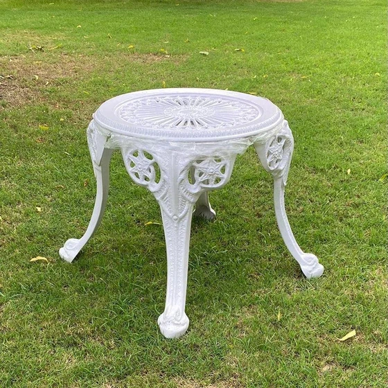 aluminium-garden-stool-2.webp