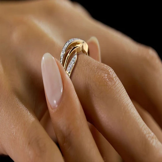 gold-ring-2.webp