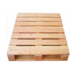 Reversible Lightweight Two Way Entry Wooden Pallets
