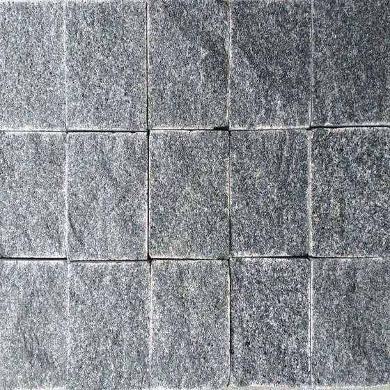 granite-grey-cobblestones-2-1.webp