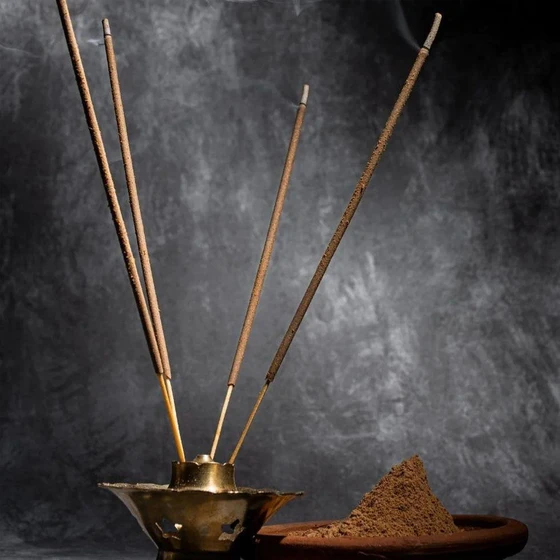 incense-stick-2.webp