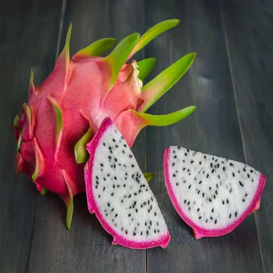 fresh-dragon-fruit-1.webp