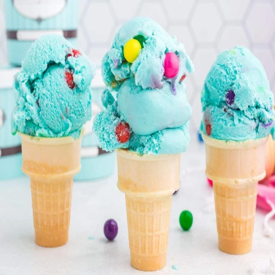 bubble-gum-ice-cream-1.webp