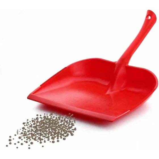 plastic-dustpan-polo-1.webp