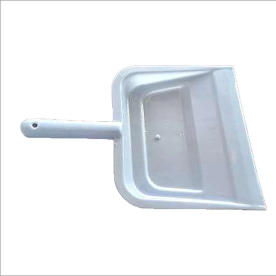 plastic-dustpan-polo-2.webp