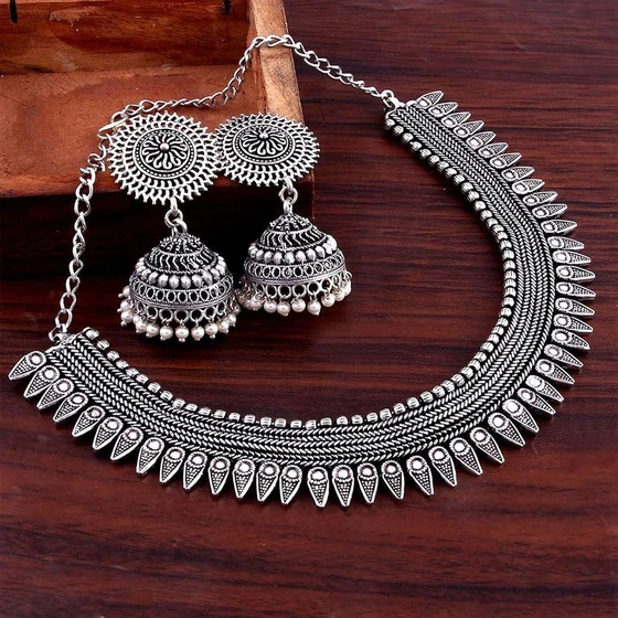 oxidized-silver-jewelry-1.webp
