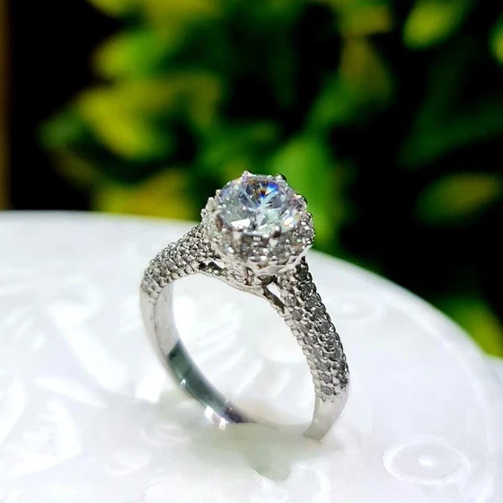 silver-stone-ring-1.webp