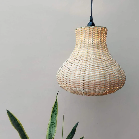 bamboo-cane-lampshades-2.webp