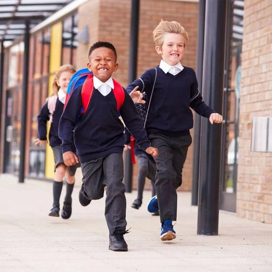 kids-school-uniform-2.webp