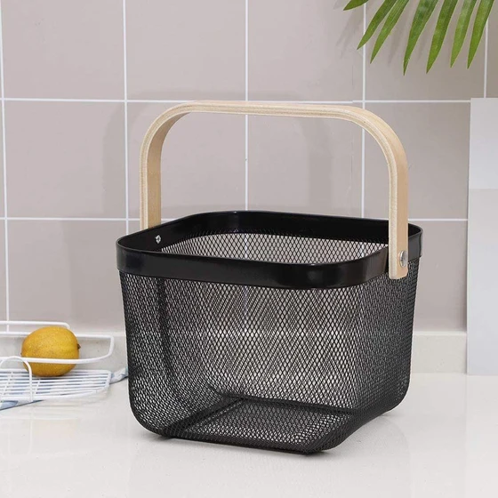 metal-handle-basket-2.webp