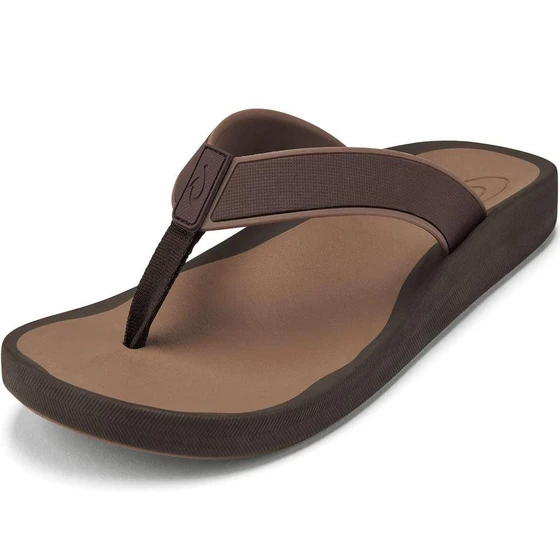 men-s-beach-sandals-2.webp