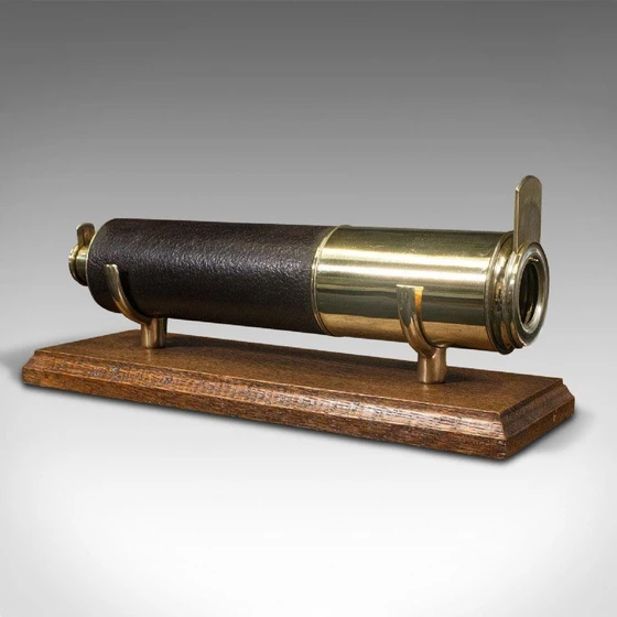 victorian-antique-telescope-1.webp