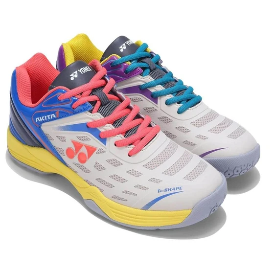 badminton-light-shoes-2.webp