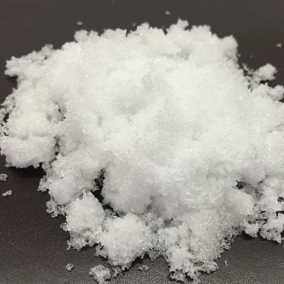 magnesium-nitrate-powder-1.webp