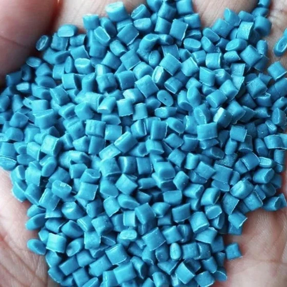 blue-reprocessed-granules-1.webp